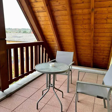 Guest house Les Du Vignoble 3*
